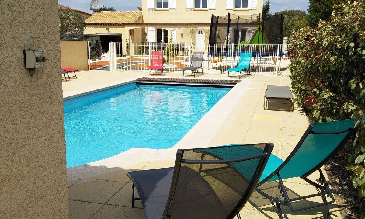 Canet Villa | 4-star villa with swimming pool and boules court