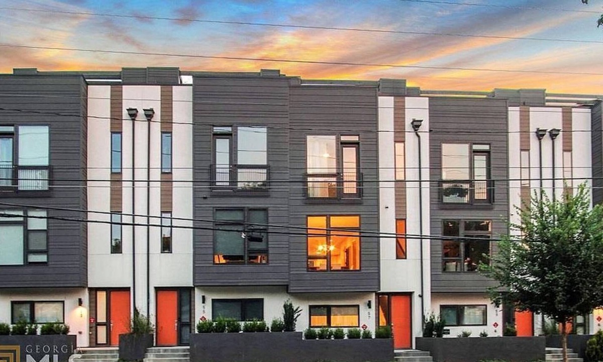 Reynoldstown House | 4-Story Rooftop Oasis- Fire Pit/King Suite