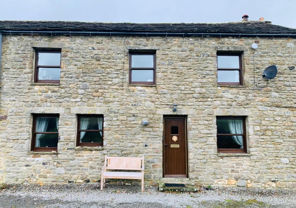 Fremington House | 4 Swallowholm Cottage