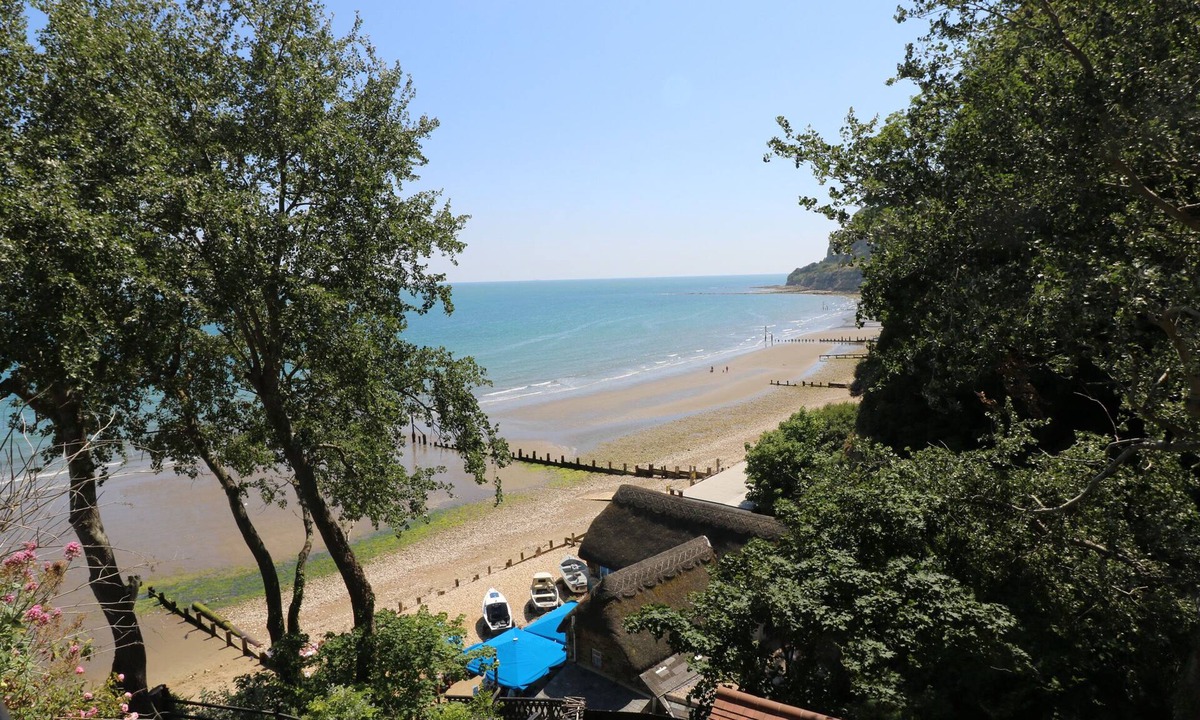 Brading Cottage | 4 The Old Post Office Mews