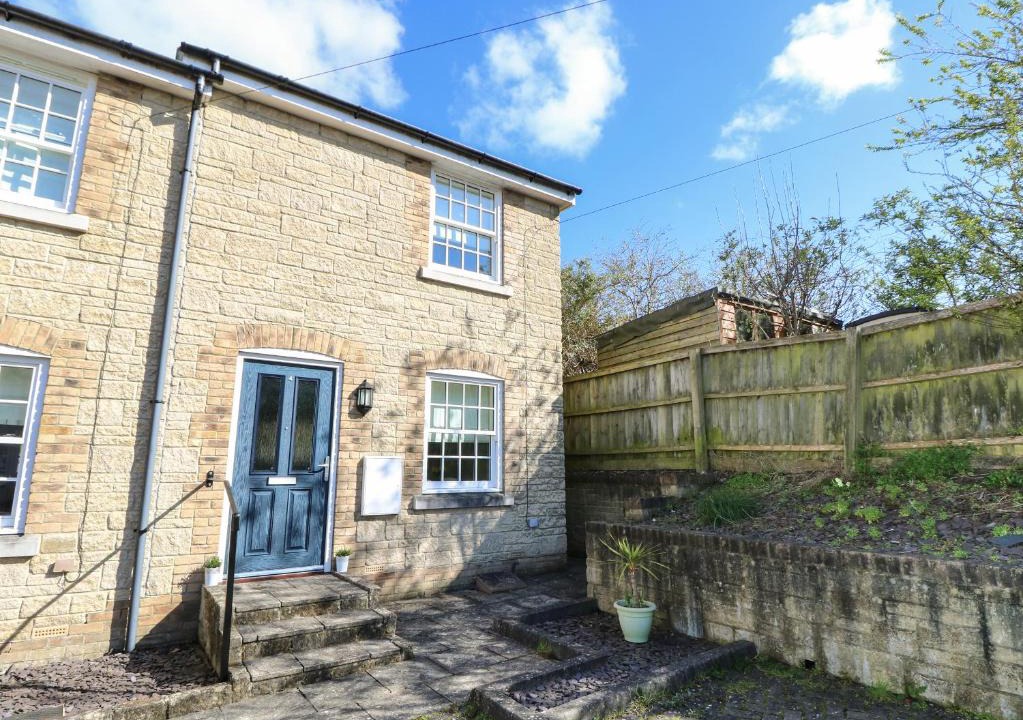 Brading House | 4 The Old Post Office Mews