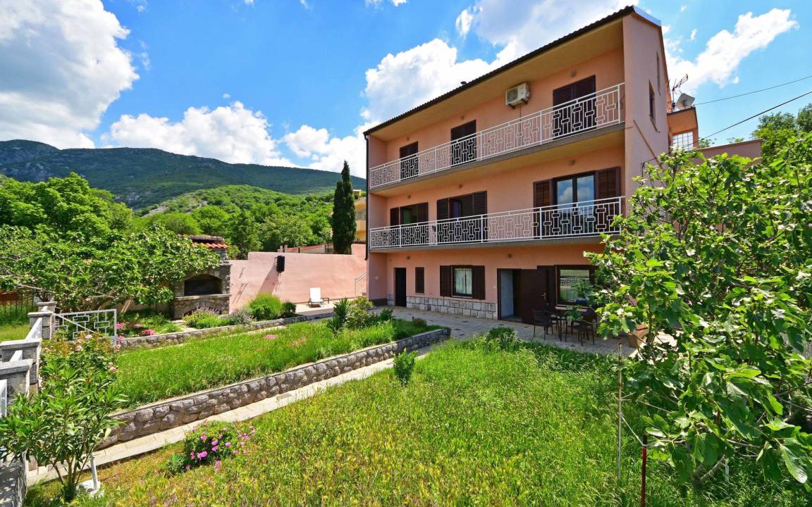 Sibinj Krmpotski Apartment | 40 m² Apartment ∙ 1 bedroom ∙ 4 guests