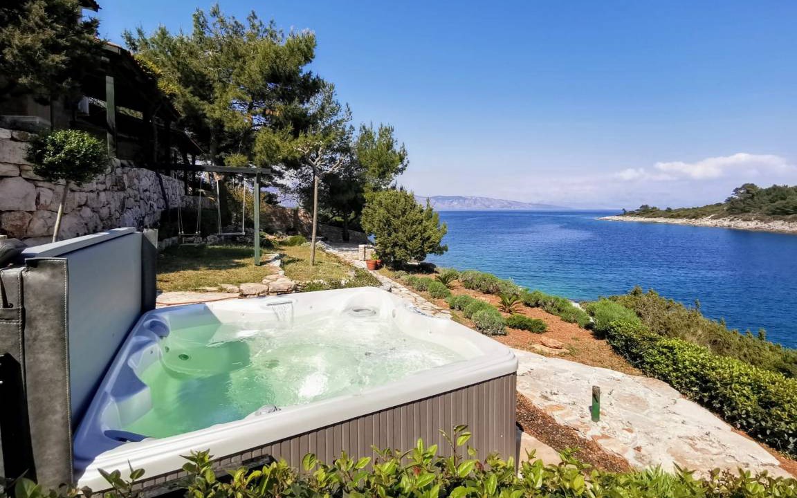 Cove Basina (Jelsa) Apartment | 40 m² Apartment ∙ 1 bedroom ∙ 3 guests