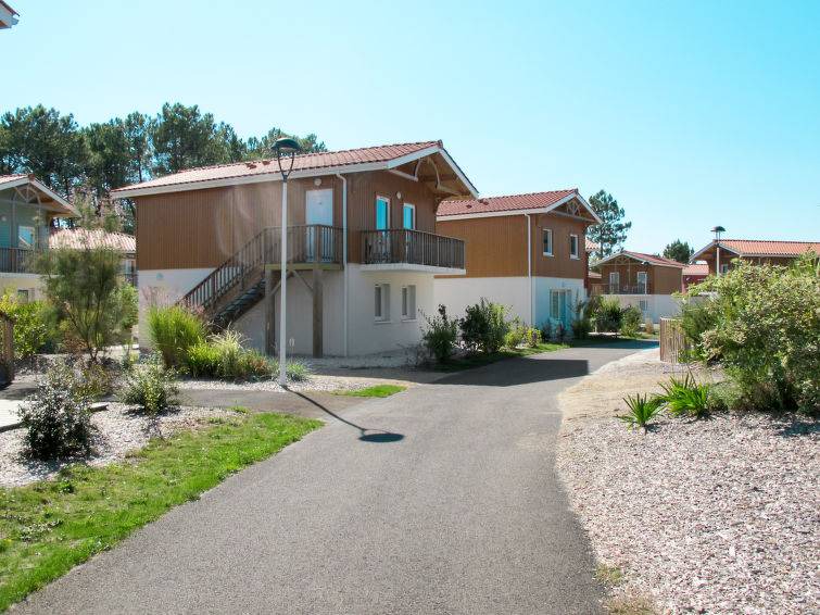 Parentis-en-Born Resort | 40 m² Resort ∙ 2 bedrooms ∙ 6 guests