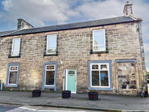 Aberdour Apartment | 40 Main Street