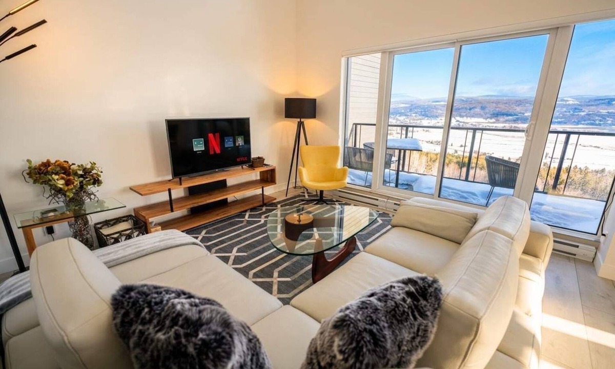 Baie-St-Paul Apartment | 401 | High-End Condo | Incredible View and Pool