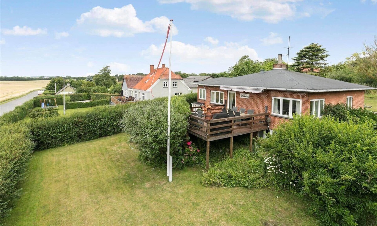 Stege House | 4033 Stege - Kirkebakken 33