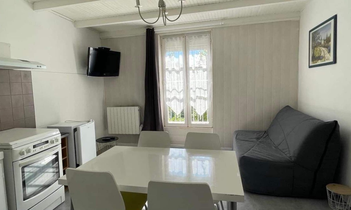 Les Mees Apartment | 40m2 furnished classified 2 ** bright Les Mées 04190
