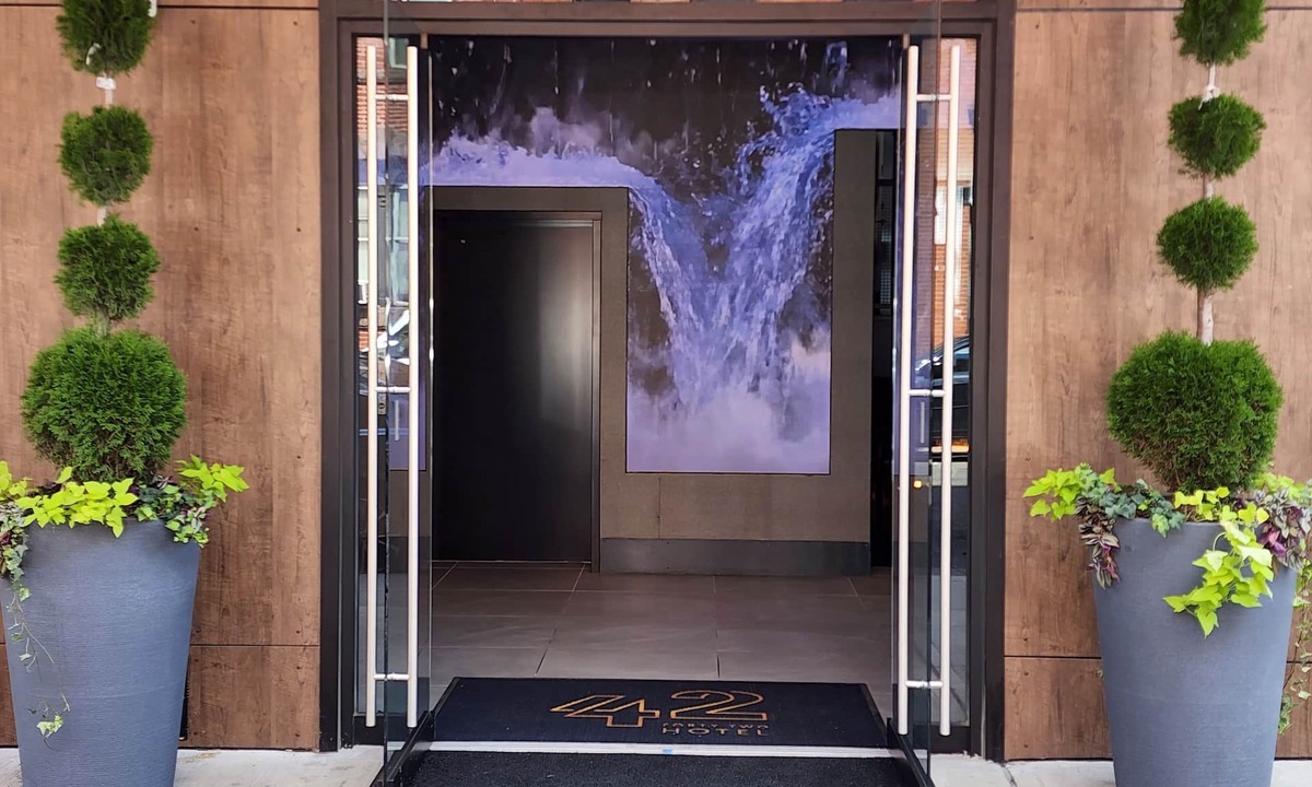 Williamsburg Hotel | 42 Hotel