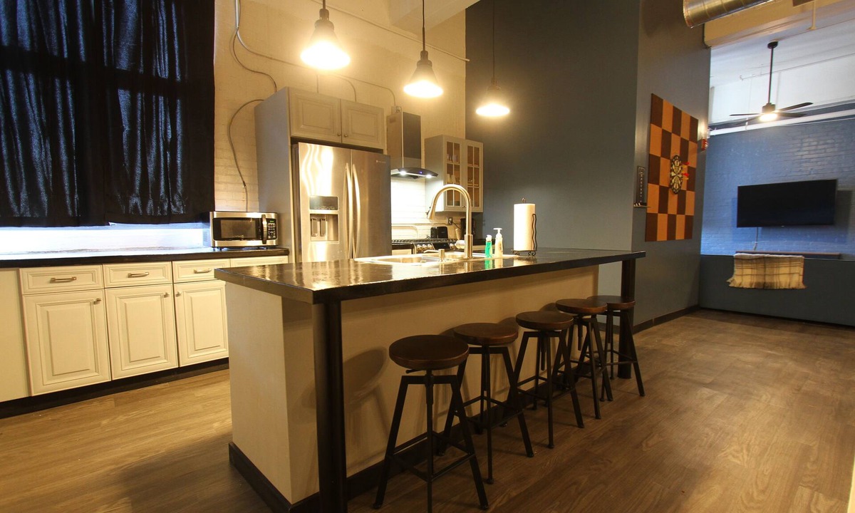 North Oakland Apartment | 424 Gold Way- 3Bed/2Bath Apartment