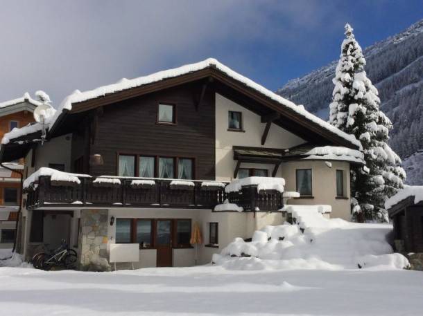Saas Grund Ski Chalet | 430 ft² Chalet