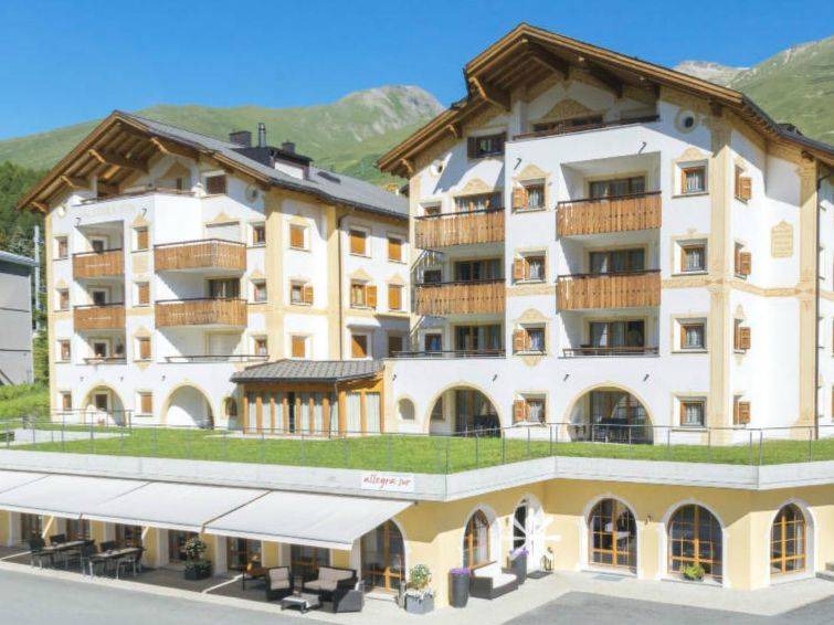 Zuoz Apartment | 44 m² Apartment ∙ 1 bedroom ∙ 2 guests