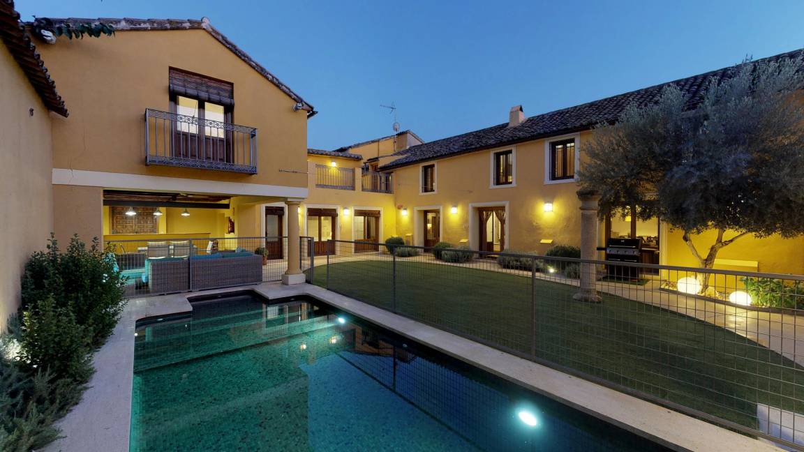 Las Herencias Villa | 450 m² Villa ∙ 6 bedrooms ∙ 12 guests