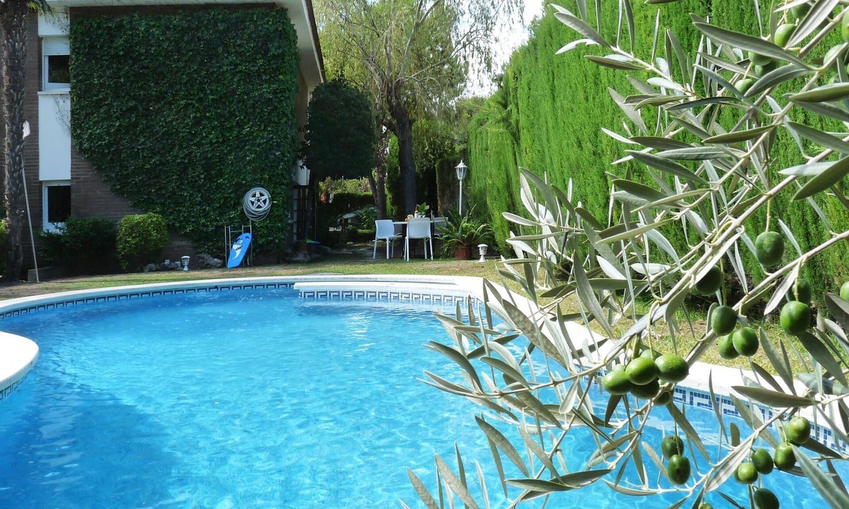 Cunit Villa | 45min getaway from Barcelona, private pool and BBQ