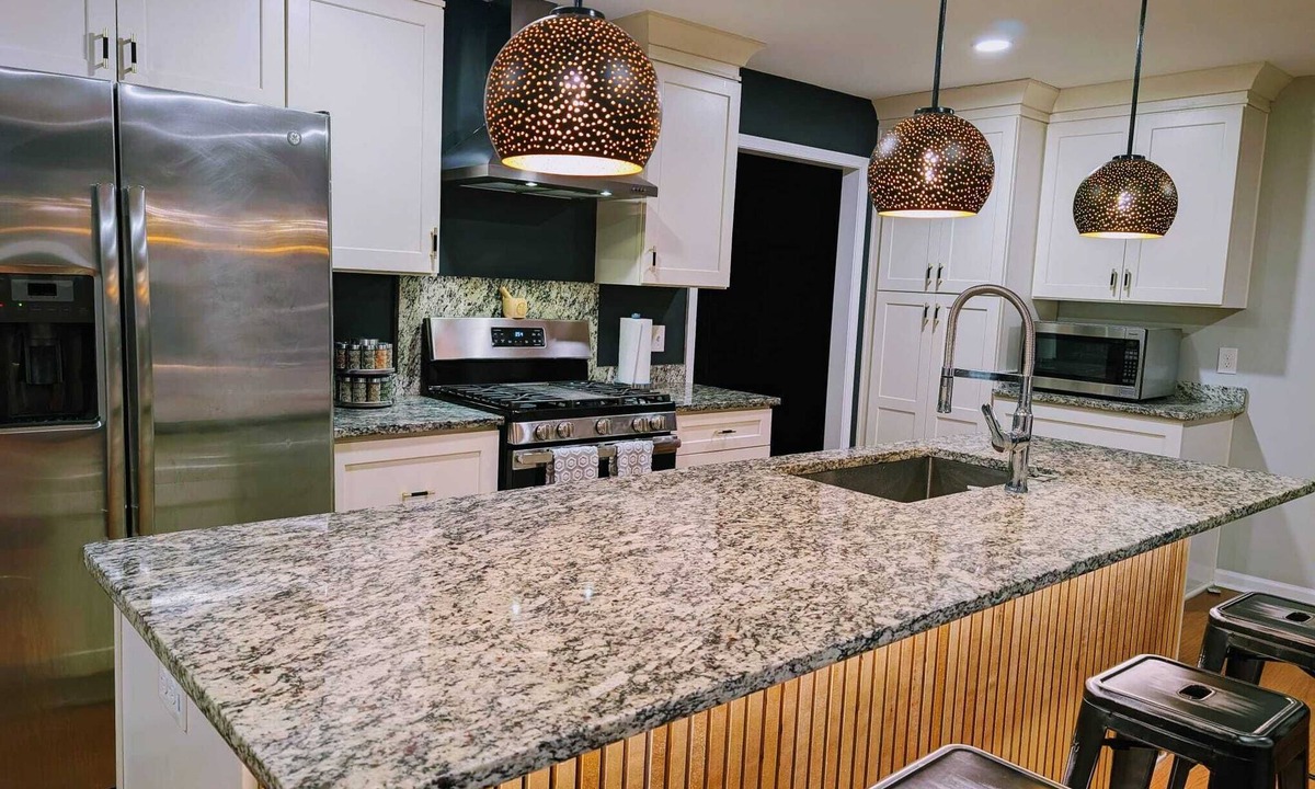 East Cobb House | 460 Holt