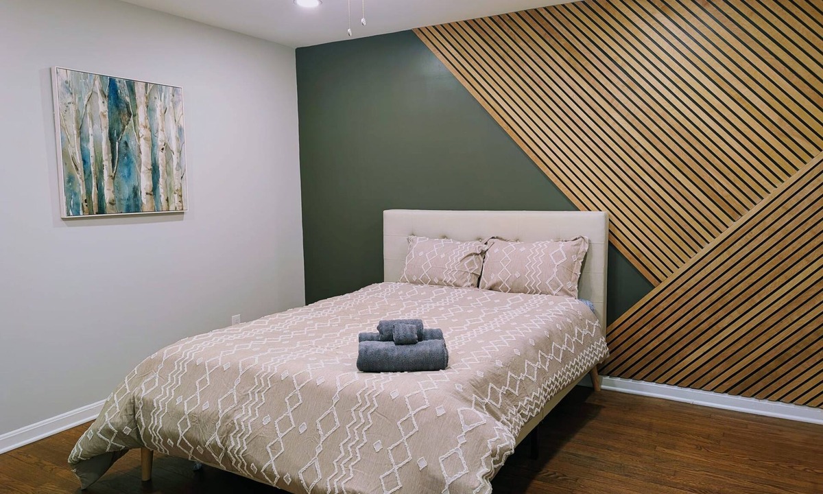 East Cobb Apartment | 460 Holt