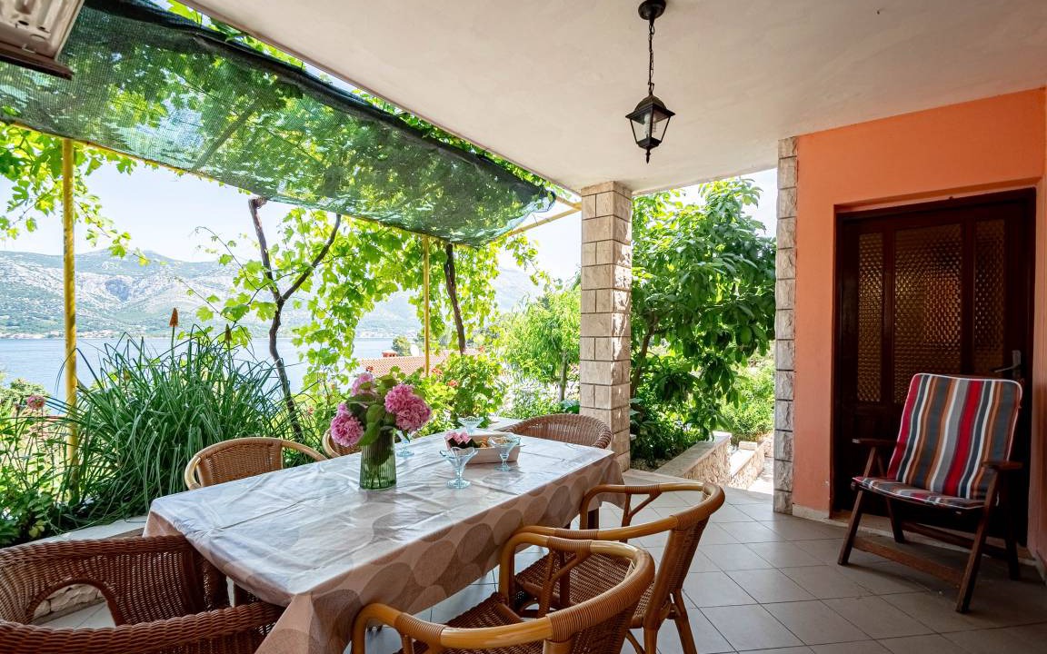 Cove Tri Zala (Zrnovo) Apartment | 47 m² Apartment ∙ 2 bedrooms ∙ 5 guests