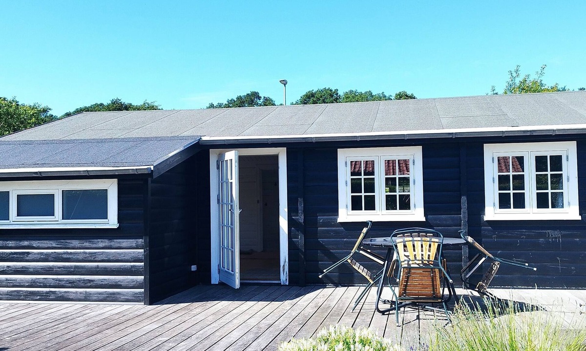 Nykobing Mors Cottage | 47 m2 lovely summer house for 4 people close to the beach and the city centre