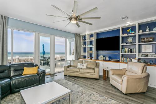 White Sands First House | 477 Fort Pickens Rd.