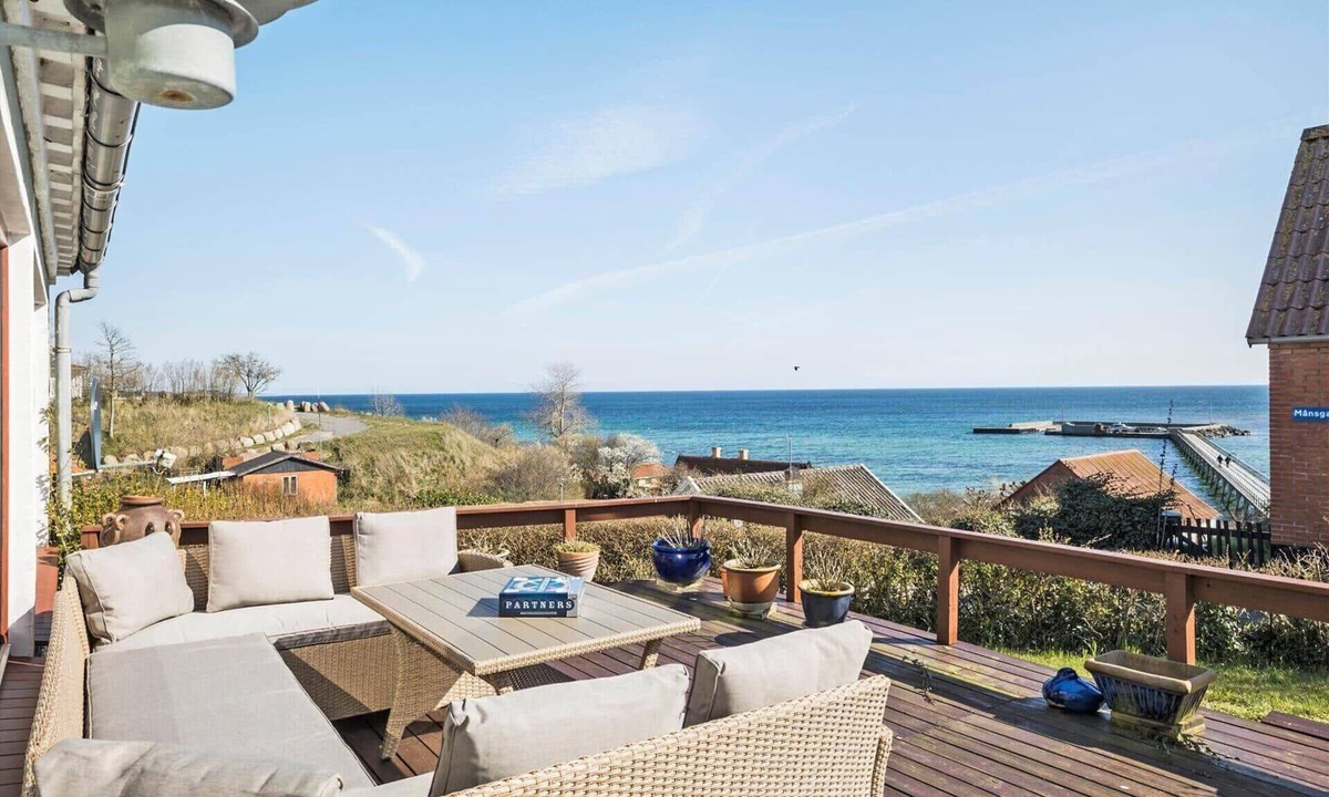 Arnager House | 4786 Rønne - Brobakken 1