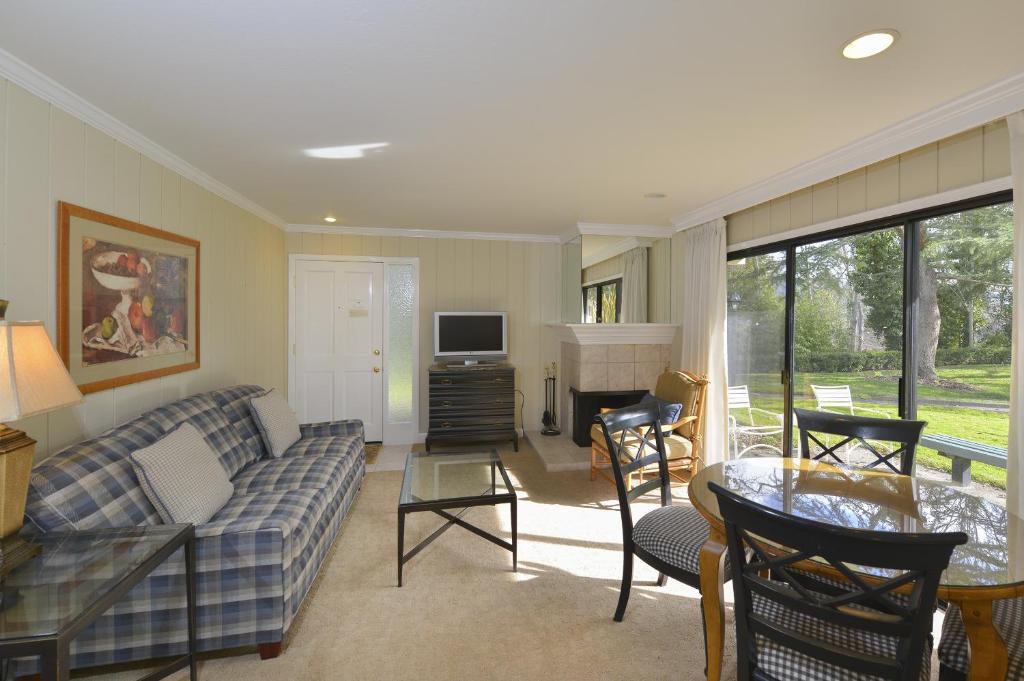 Napa Apartment | 481 Mansion Estates at Silverado condo