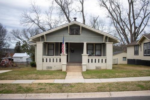 Birmingham House | 49th Terrace Haven