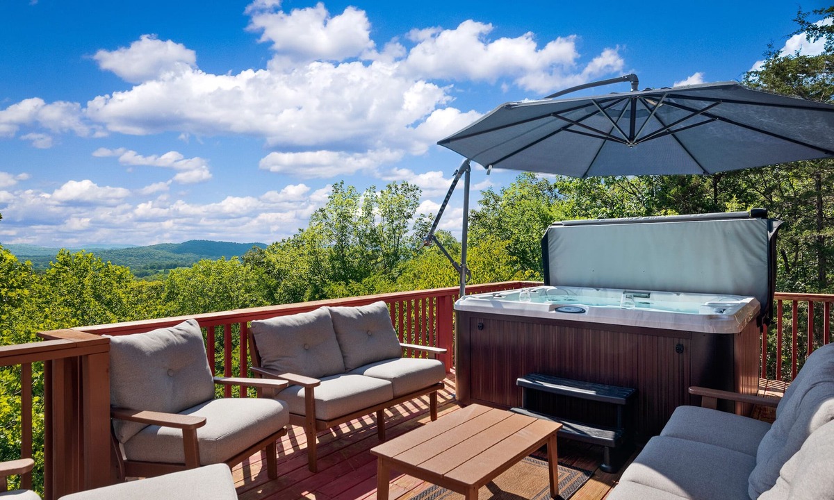 Holiday Island House | 4Bdr Secluded! Hot Tub, Pool Table, & Spectacular Views.