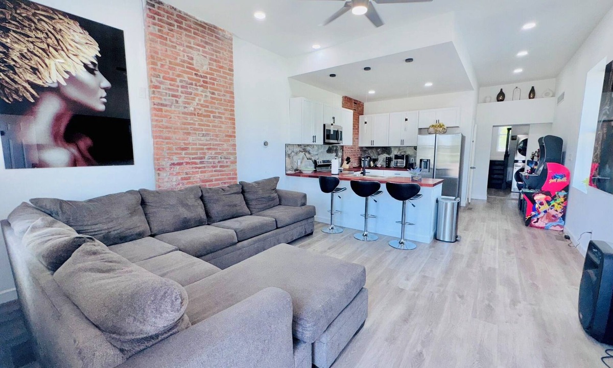 Downtown St. Louis House | 4bed/3bath House in St. Louis