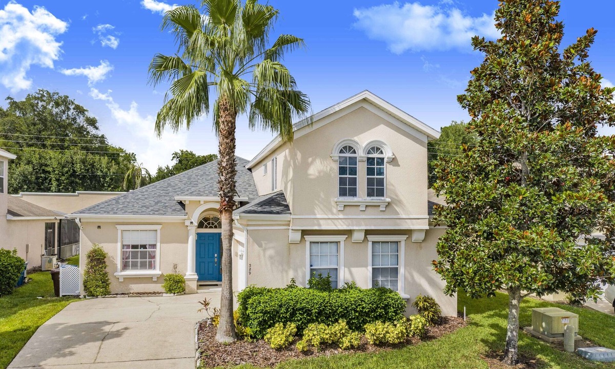 Haines City House | 4bed pool/Hot tub,Game Room at Calabay Tower lake