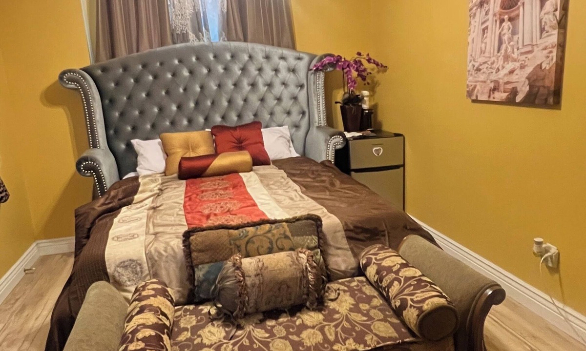 Sault Ste. Marie House | 4Br/2Bath Boutique Luxury Collection in SSM