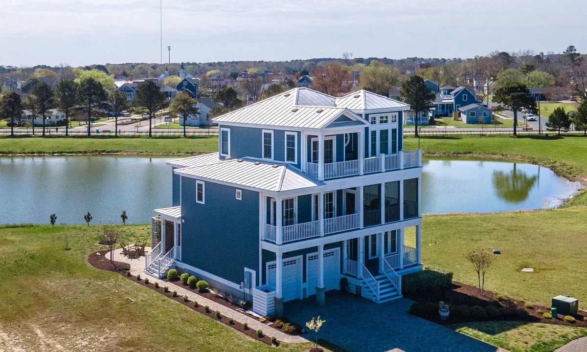 Sea Cottage Addition House | 4BR, 3 & a half BA home, private beach access