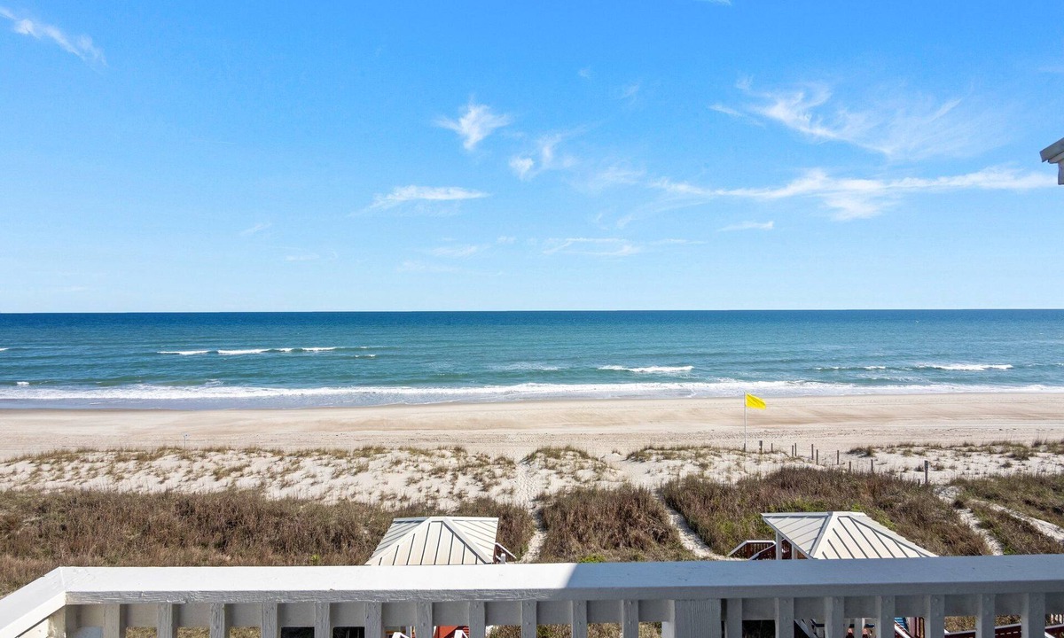 Emerald Isle House | 4BR, 4.5 Baths| Luxury Oceanfront Escape