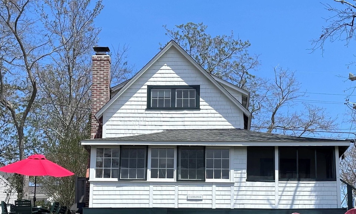 Truro Cottage | 4BR historic cottage on Pamet & Cape Cod Bay. Kayak heaven. WIFI. Washer dryer.