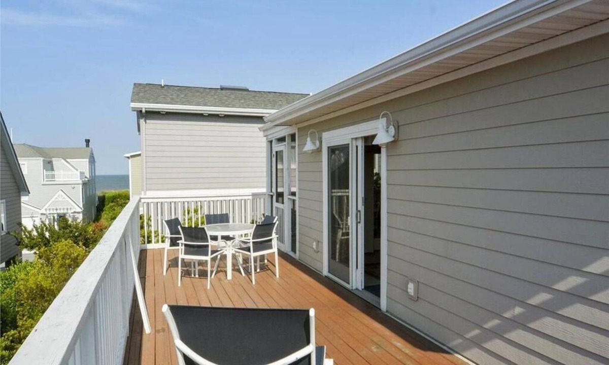 Sandpiper Pines House | 4BR House w/Deck | Close to Beach!