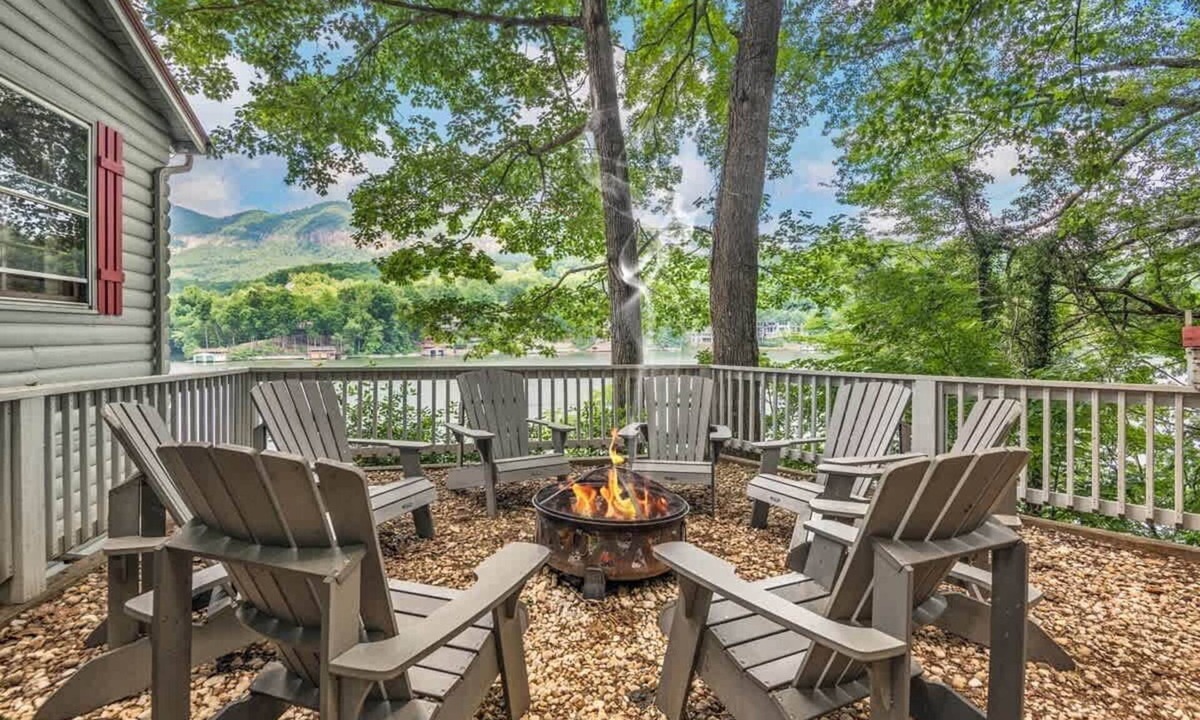 Lake Lure Cottage | 4BR~Mountain Views Firepit | Game Room | Free Tix