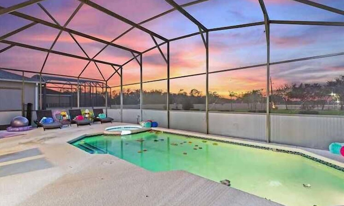 Crystal Cove Villa | 4BR Pool Villa with Spa, Near Disney - Gated Resort!