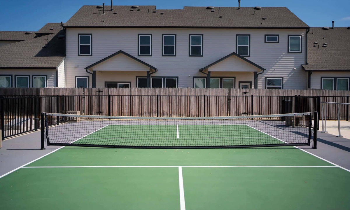 Hutto House | 4BR/Private Pool/Game Loft/Fitness/8 min Kalahari