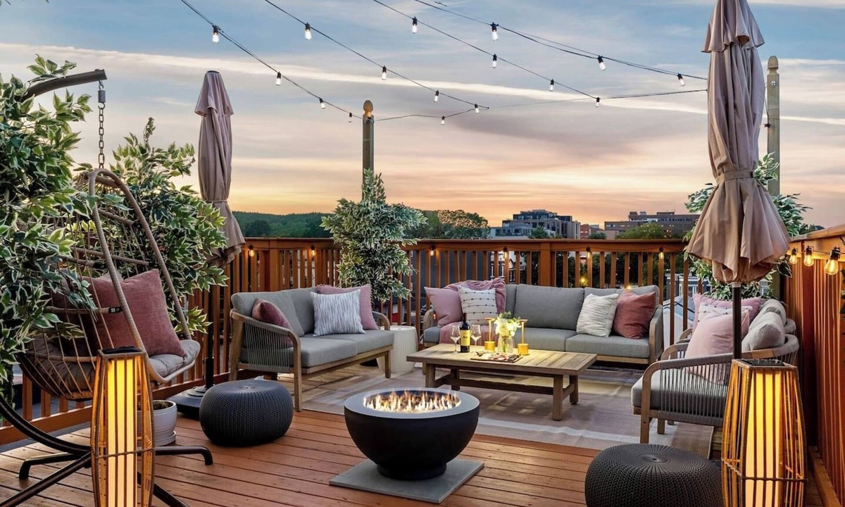 Shaw House | 4BR Rooftop|Hot Tub|Near Convention Center & Metro