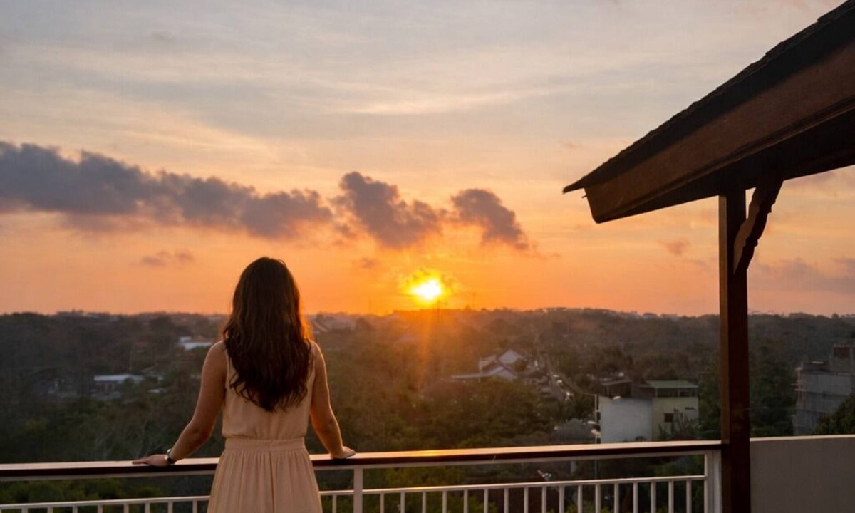 Ungasan Villa | 4BR Villa Uluwatu | Pool | 7 min to Melasti Beach | Rooftop Bar | Sunset Views |