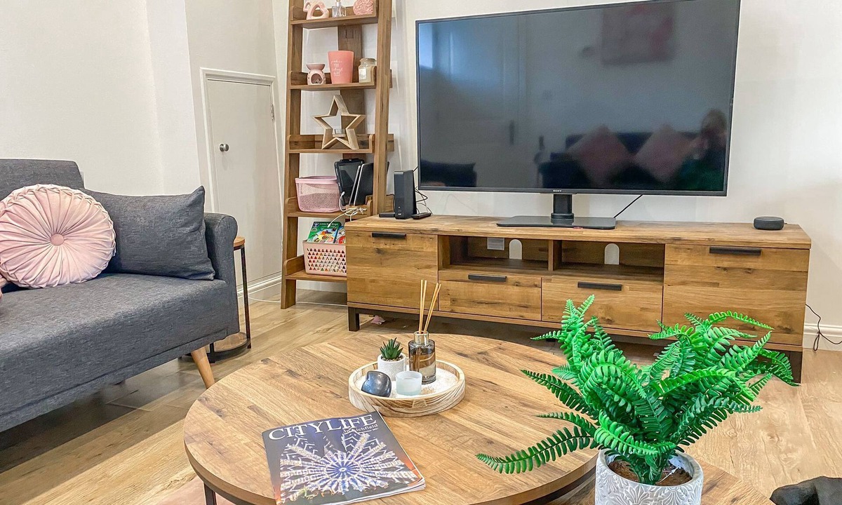 Lichfield Apartment | 4c Gaia Lane