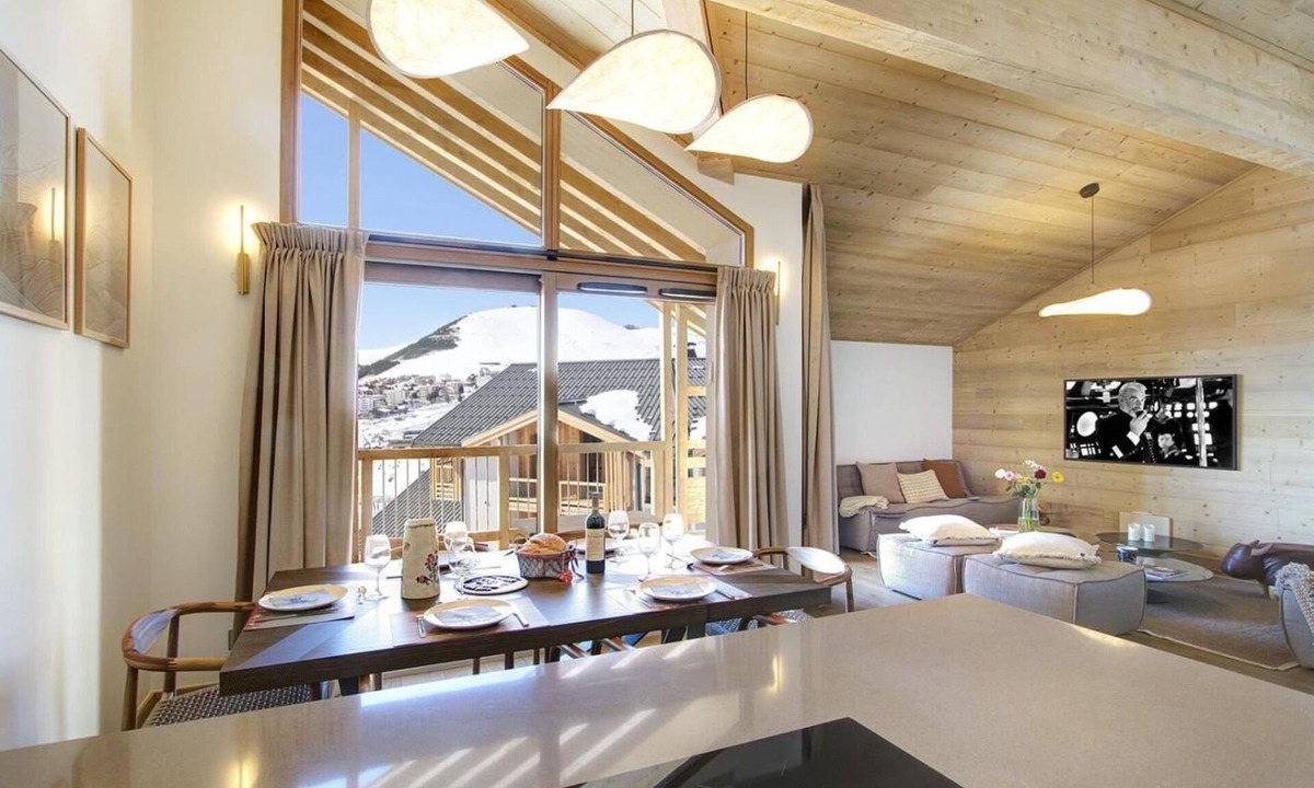 Bergers Apartment | 4th floor, fitness, swimming pool, sauna, hammam, balcony, tv, ski locker, 115m², Alpe d'Huez