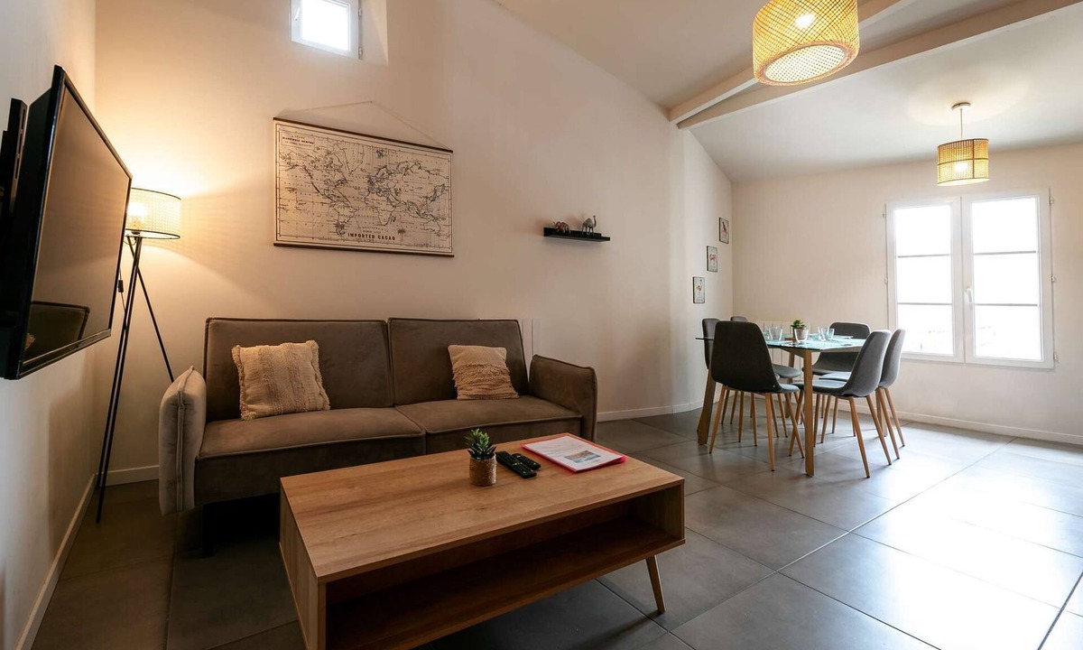 Saint-Mathieu Apartment | 4th floor - Orange - 2 bedrooms