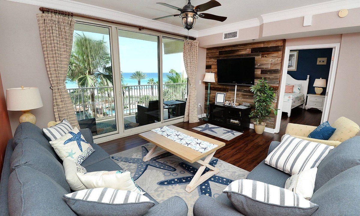 Panama City Beach Condo | 4th Flr 1 Bdrm+Bunks/2Bath. Upgraded! Sleeps 6