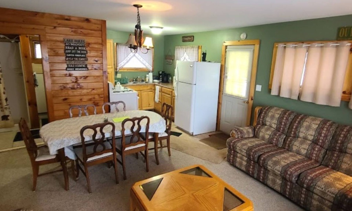 Town of Webb Cabin | 4th Lake Front Cabin @ Eagle Bay Village