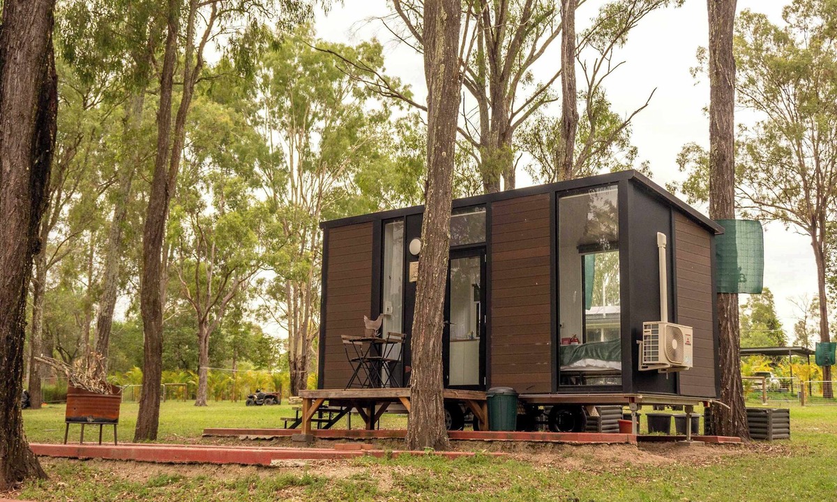 Jimboomba House | 5-Acre Retreat (Single) by Tiny Away