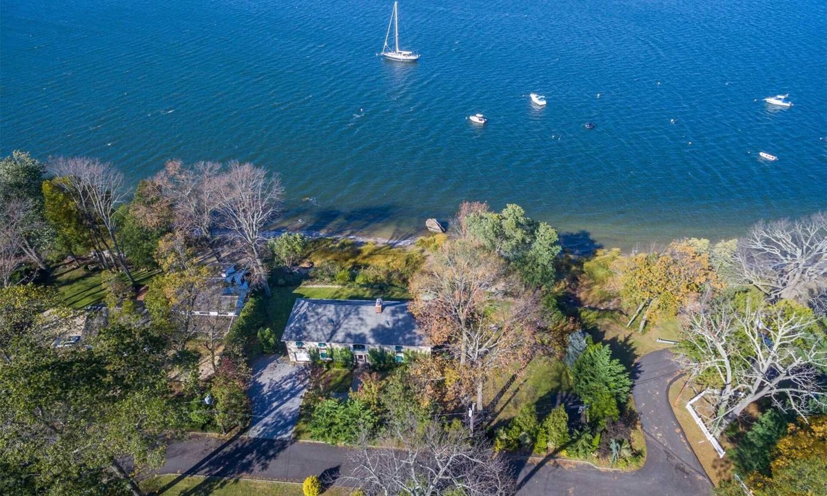 Centre Island House | 5 Bdrm BEACHFRONT 30% off >7days nQuiet Safe Centre Island Sunsets