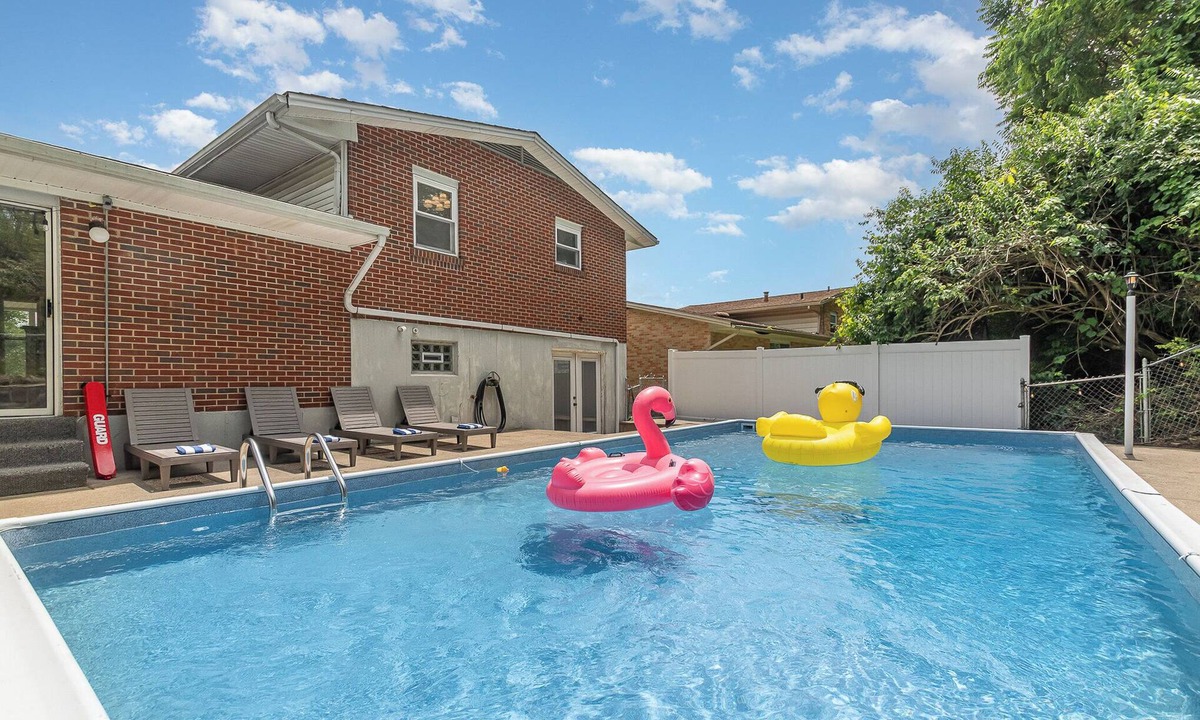Southgate House | 5 Bed, Hot Tub and Arcade