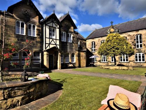 South Charlton House | 5 Bed in Alnwick oc-60497
