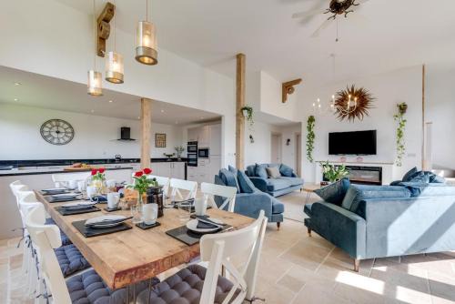 Melton Constable House | 5 Bed in Briston oc-2305