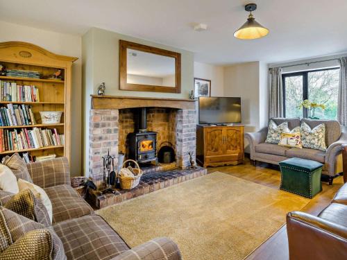 Ennerdale Bridge House | 5 Bed in Cleator oc-sz529